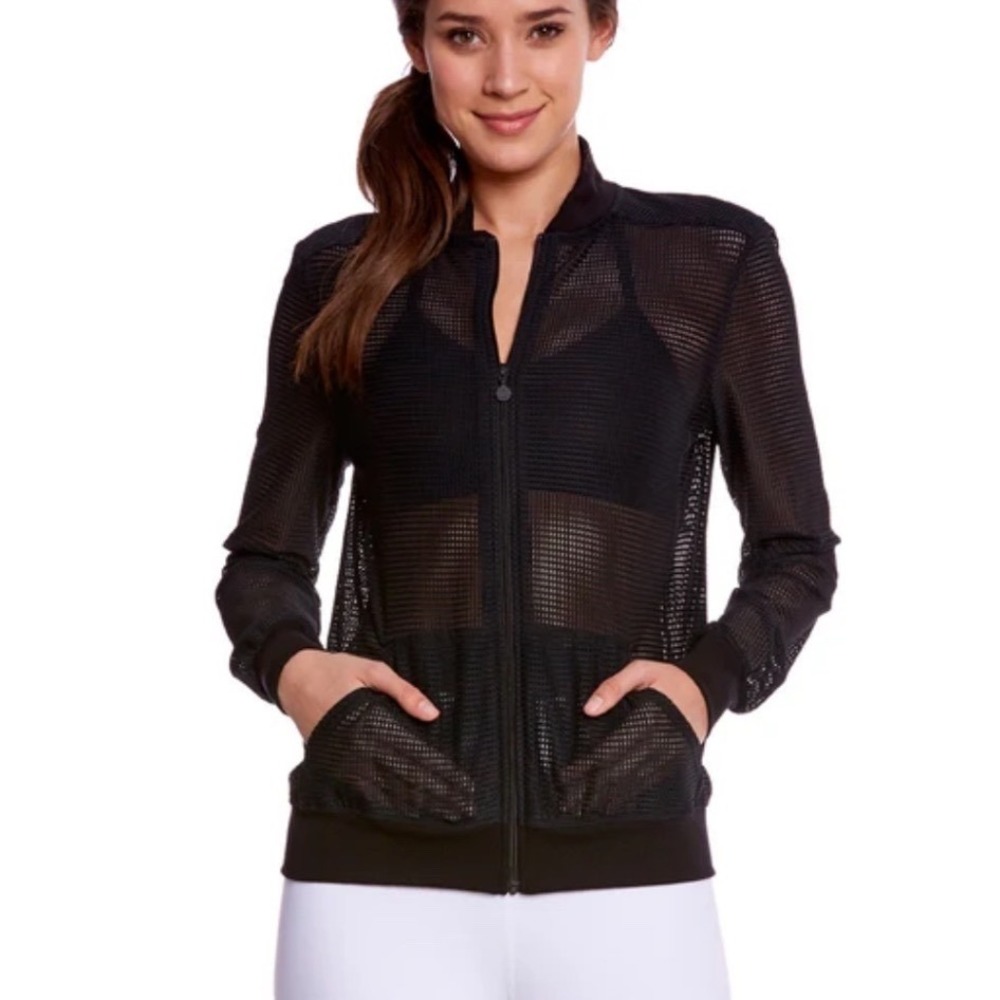 Beyond Yoga Mesh Bomber Jacket Medium‎ Black